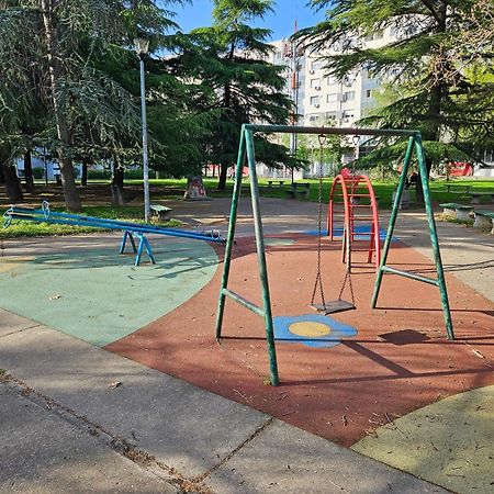 Apartamento Hawaii- 2 Bdr, Arena, Sava Centar, Free Parking Belgrado Exterior foto