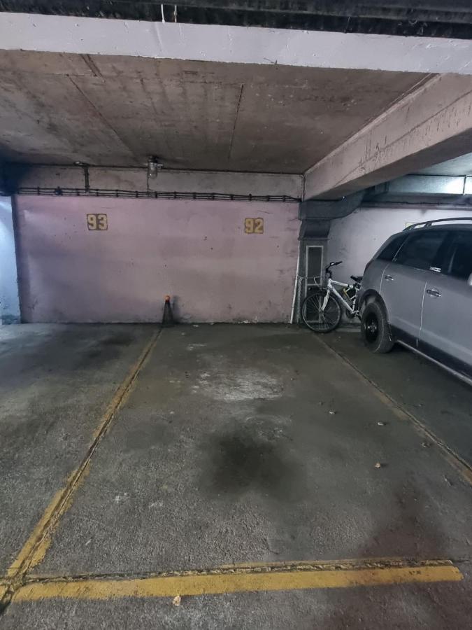 Apartamento Hawaii- 2 Bdr, Arena, Sava Centar, Free Parking Belgrado Exterior foto