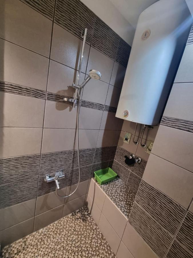 Apartamento Hawaii- 2 Bdr, Arena, Sava Centar, Free Parking Belgrado Exterior foto